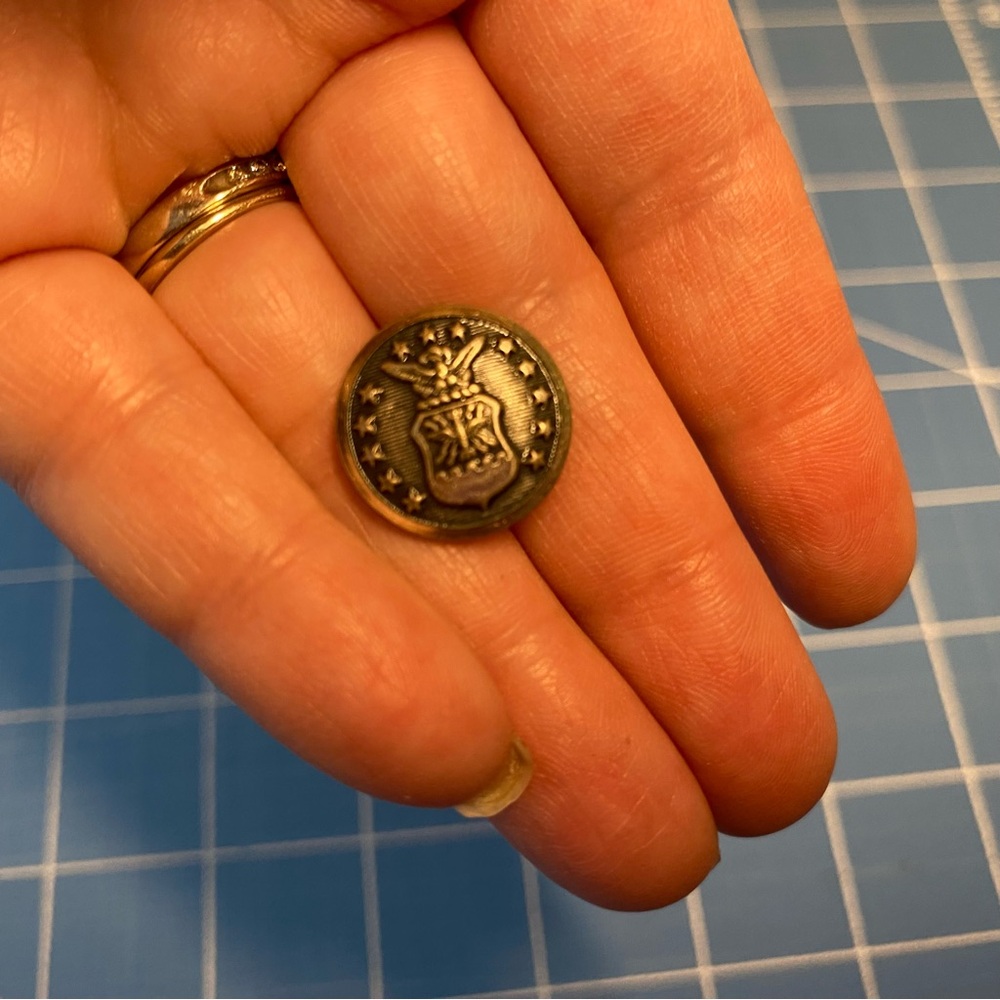 Waterbury button US Air Force military Eagle shield 13 stars metal vintage